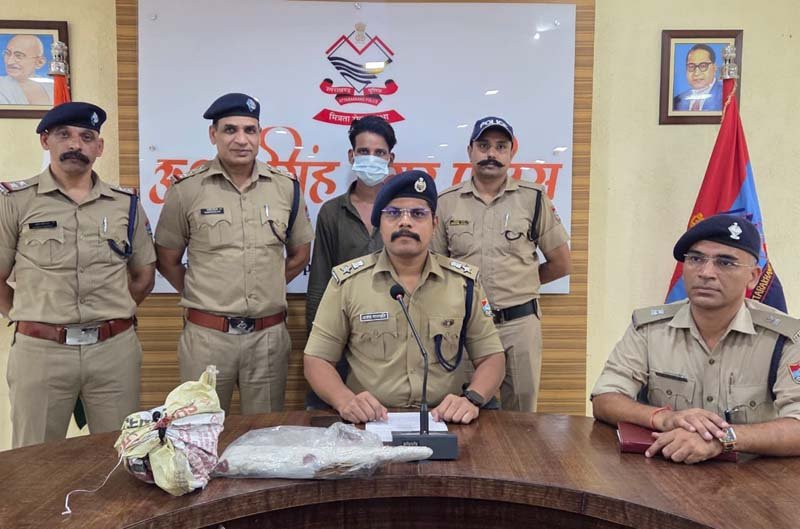ट्रांजिट कैम्प हत्याकांड का खुलासा: ₹5 हजार की चोरी के शक में दोस्त ने की हत्या, आरोपी गिरफ्तार
