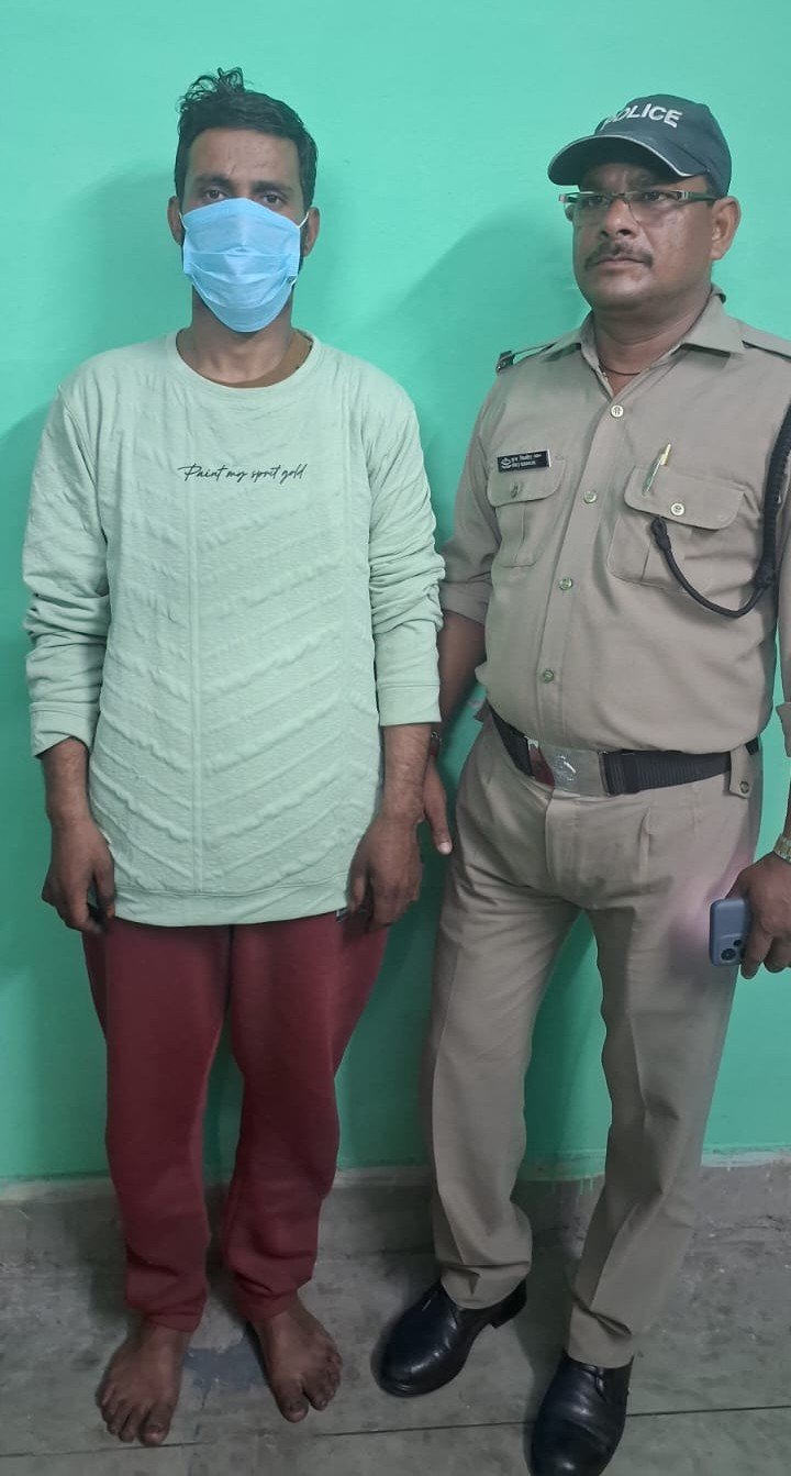 मां की निर्मम हत्या कर फरार आरोपी पुत्र जंगल से गिरफ्तार, चार विशेष टीमों ने सघन कॉम्बिंग कर दबोचा