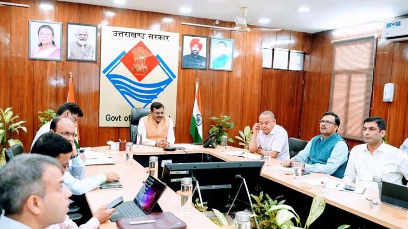 टिहरी झील को ‘वन स्टेट, वन ग्लोबल डेस्टिनेशन’ के रूप में विकसित करने की तैयारी, मुख्य सचिव ने दिए समग्र मास्टर प्लान के निर्देश