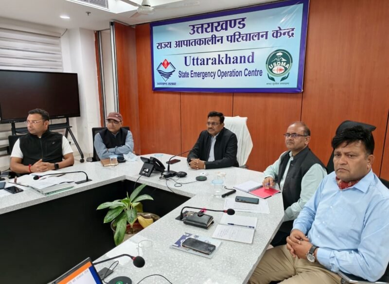 24×7 अलर्ट मोड पर रहें अधिकारी, नागरिकों की सुरक्षा सर्वोच्च प्राथमिकता: मुख्य सचिव आनंद बर्द्धन