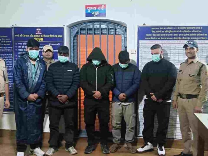 बस अड्डा पौड़ी में मारपीट के मामले में दोनों पक्षों के 5 युवक गिरफ्तार