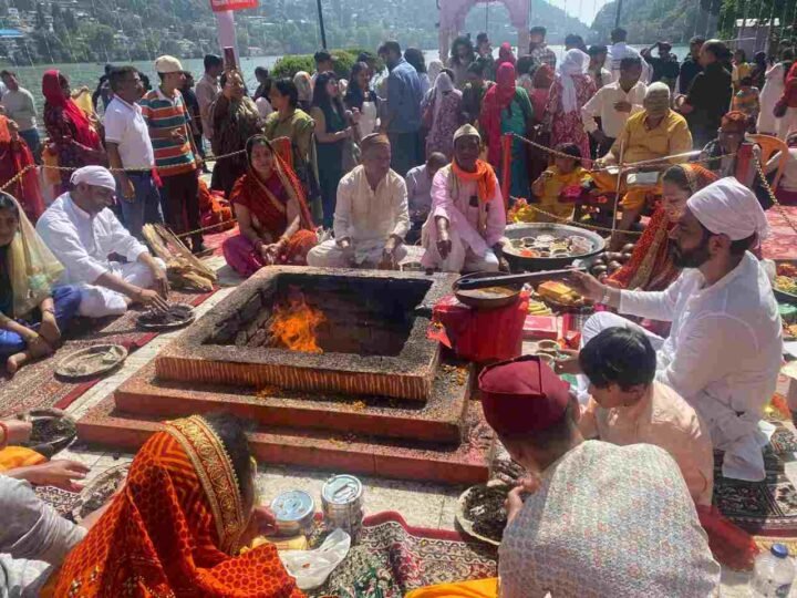 माँ नैना देवी मंदिर में दुर्गा सप्तशती पाठ, ताल चैनल पर 24 घंटे सीधा प्रसारण