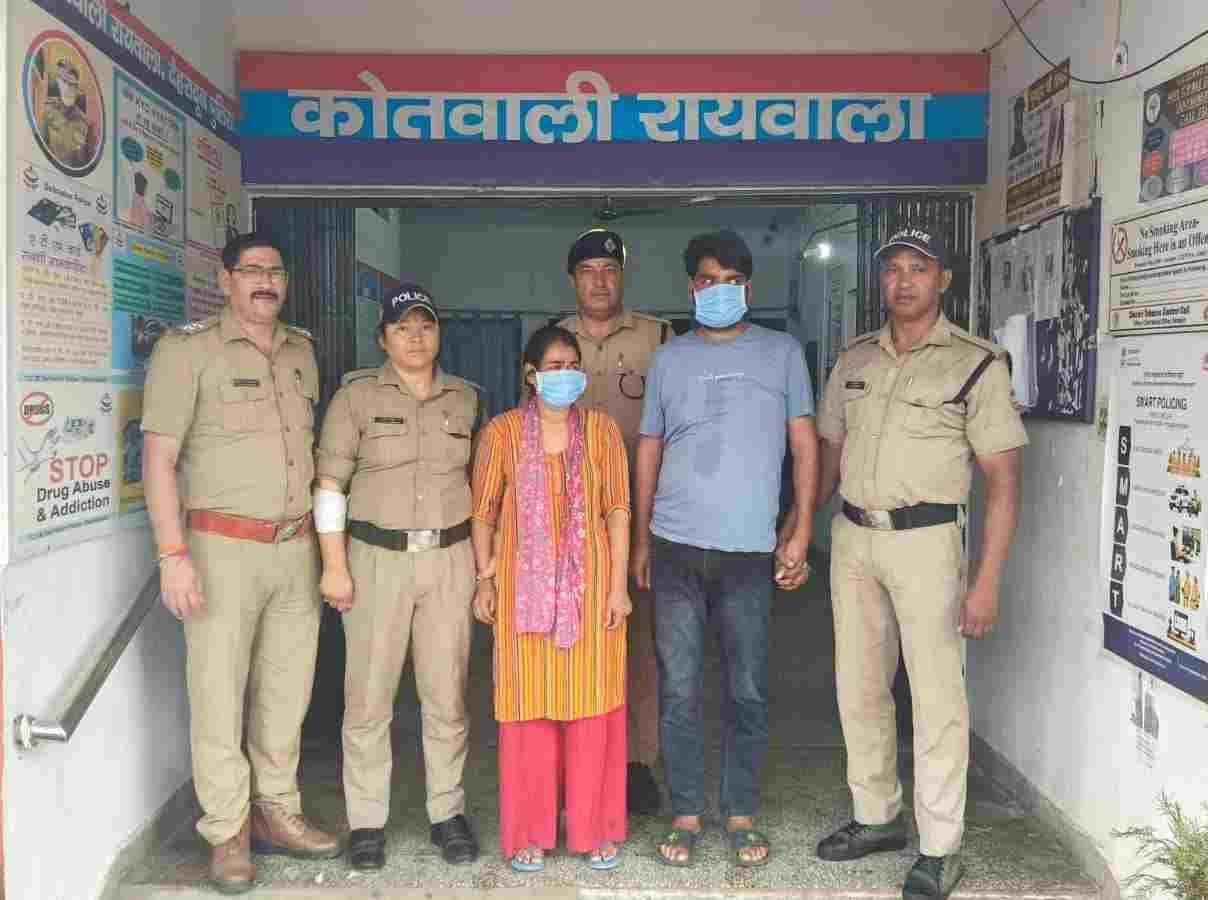 रायपुर क्षेत्र में महिला को जबरन कार में बैठाने के प्रयास का खुलासा, एक अभियुक्ता गिरफ्तार