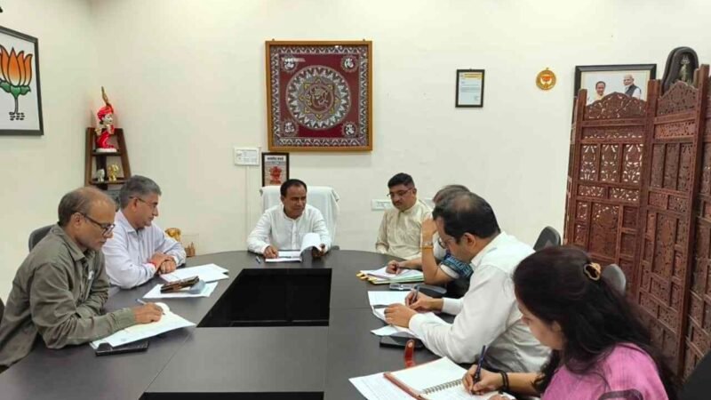 20 लाख छात्र दिखाएंगे ‘विकसित भारत’ का संकल्प, ड्राइंग और भाषण प्रतियोगिताओं में झलकेगी नई सोच
