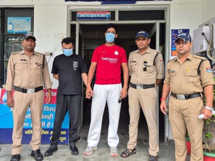 हत्या के प्रयास के दो वांछित गिरफ्तार,पुलिस ने एक आरोपी नोएडा तो दूसरा सुद्धोवाला से दबोचा