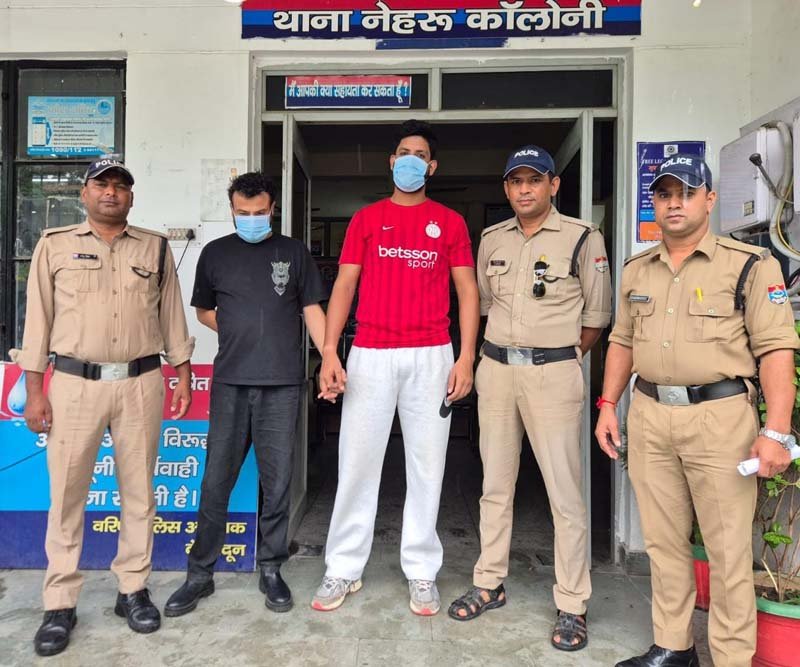 हत्या के प्रयास के दो वांछित गिरफ्तार,पुलिस ने एक आरोपी नोएडा तो दूसरा सुद्धोवाला से दबोचा