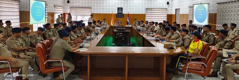 एसएसपी सर्वेश पंवार ने की मासिक अपराध समीक्षा, कानून व्यवस्था से लेकर साइबर अपराध और नशा तस्करी पर सख्ती के निर्देश