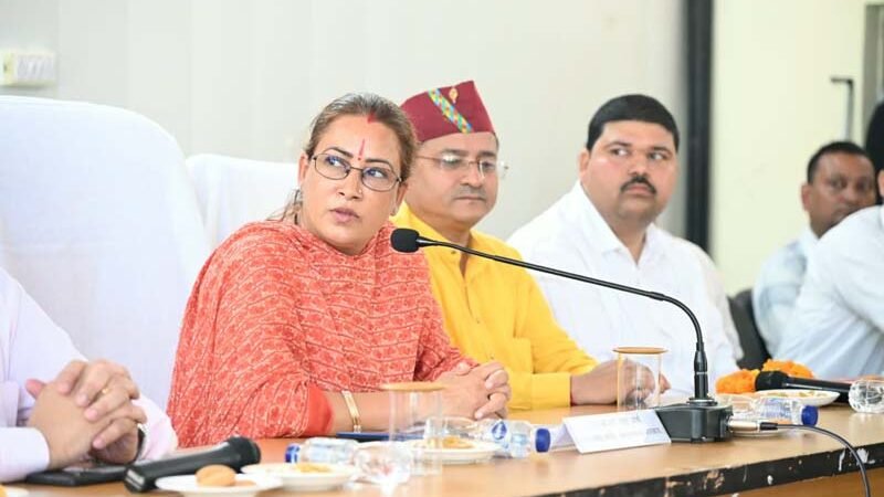 चमोली के 1078 आंगनबाड़ी केंद्रों में होगा ‘आंगन का मिलन’ कार्यक्रम: रेखा आर्या