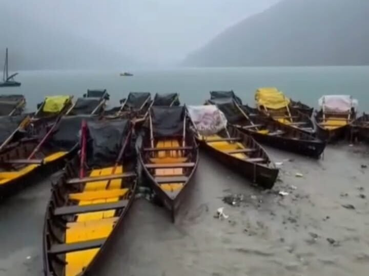 मूसलाधार बारिश से नैनीताल में सन्नाटा, वीकेंड पर गुलजार रहने वाली नैनी झील और मालरोड वीरान