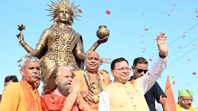 कालसी में आध्यात्मिक और सांस्कृतिक विकास की सौगात, 2100 दीपों से जगमगाया यमुना तट