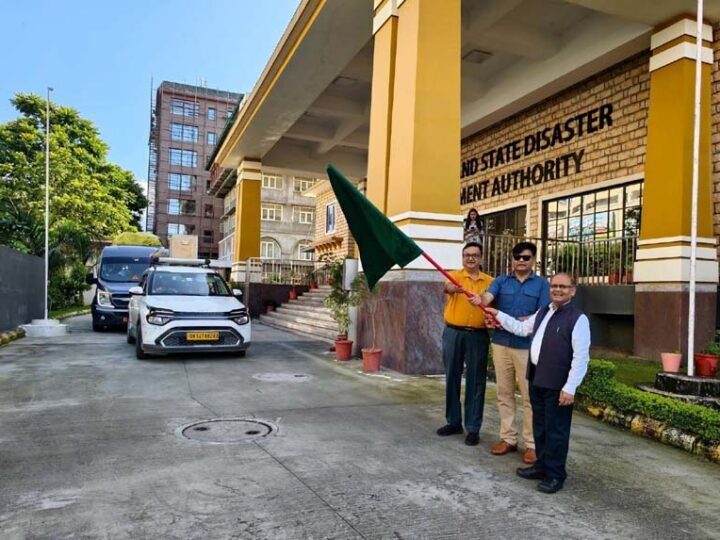 उत्तराखंड की संवेदनशील ग्लेशियर झीलों के सर्वेक्षण को रवाना हुआ विशेषज्ञ दल