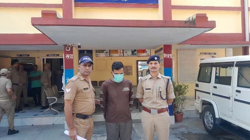 श्रीनगर में 90 किलो गांजा बरामदगी मामले का ₹1,500 का ईनामी वांछित अभियुक्त गिरफ्तार