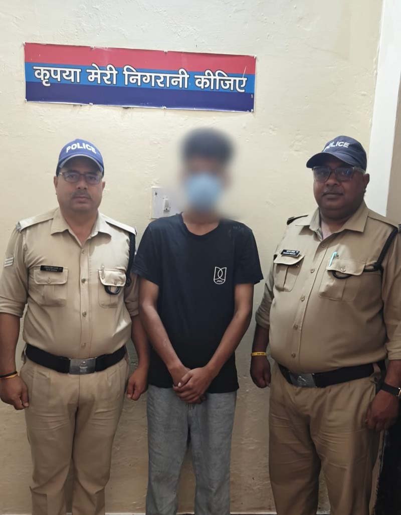 उत्तरकाशी में चोरी का आठ घंटे में खुलासा, आरोपी गिरफ्तार; 72 हजार नकद और आईफोन बरामद