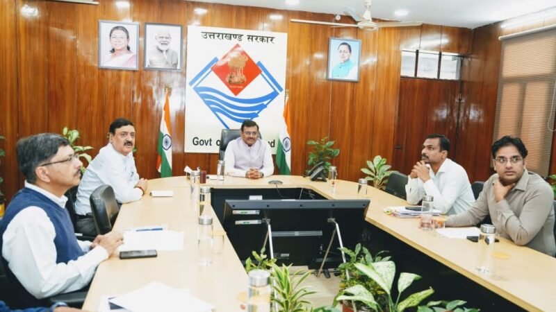 उत्तराखण्ड में नर्सिंग शिक्षा के मानकों का कड़ाई से होगा पालन, 2027-28 में 500 नर्सेज व वार्ड ब्वॉय को विदेश में रोजगार का लक्ष्य
