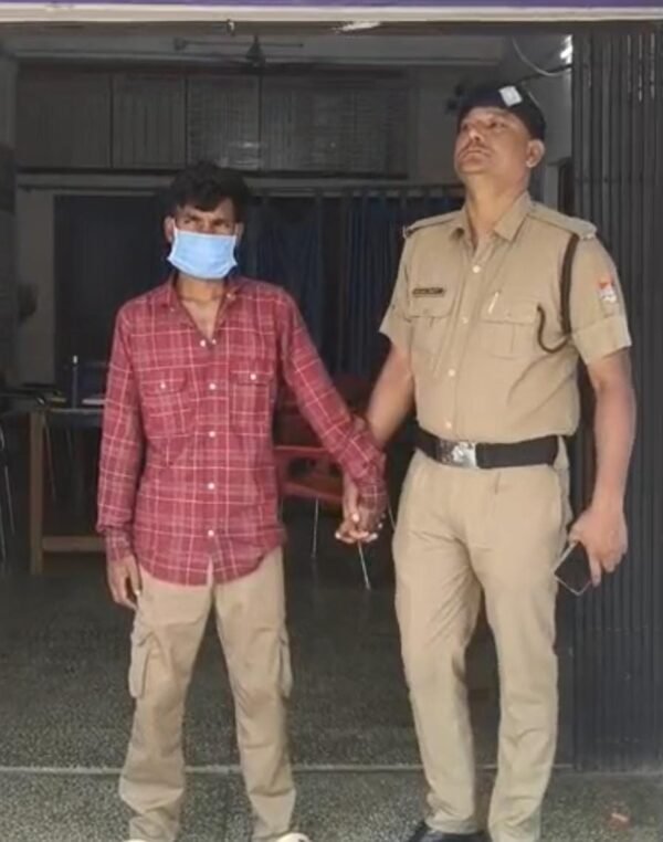 लगभग दो लाख रुपये की स्मैक के साथ 22 वर्षीय युवक गिरफ्तार