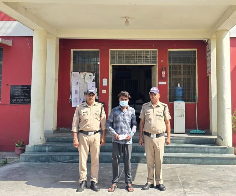 डिलीवरी बॉय की आड़ में स्मैक तस्करी, 22.81 ग्राम स्मैक के साथ आरोपी गिरफ्तार