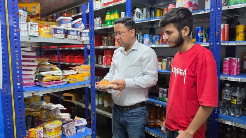 नवरात्रि से पहले खाद्य सुरक्षा विभाग की सघन कार्रवाई, 6 विधिक नमूने लिए