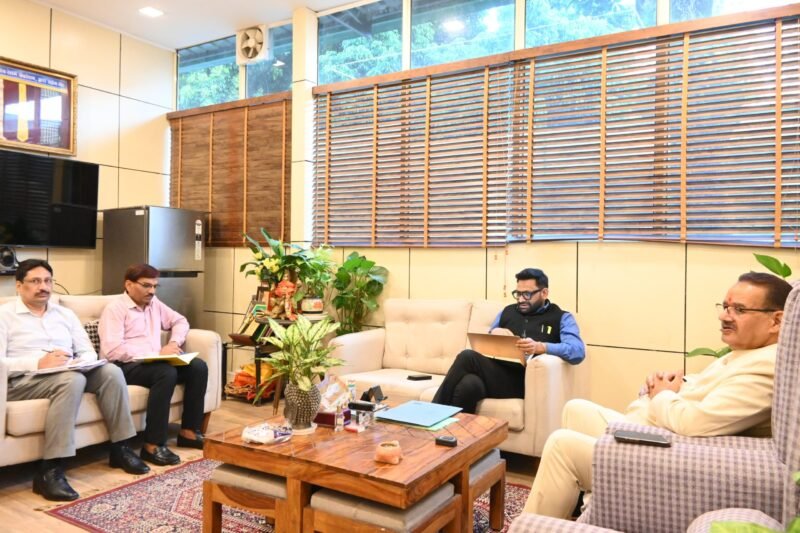ओलावृष्टि से प्रभावित किसानों को जल्द मिलेगी राहत, नुकसान का सर्वे तत्काल पूरा करने के निर्देश