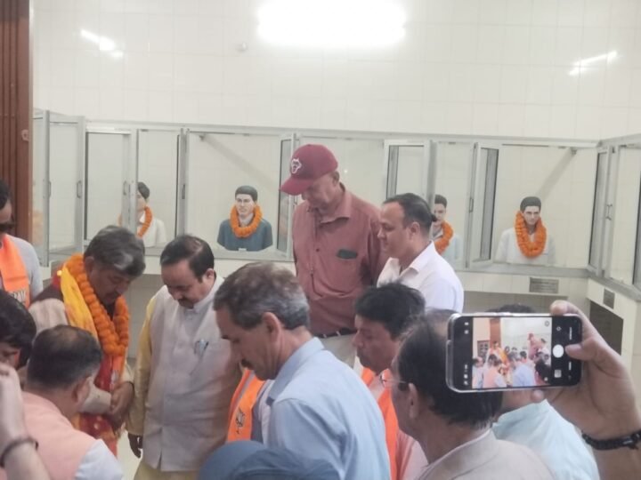 राज्यसभा सांसद दिनेश आर्य ने शहीद स्मारक पहुंचकर आंदोलनकारियों को दिया भरोसा, शहीदों के सपनों का उत्तराखंड बनाने का संकल्प