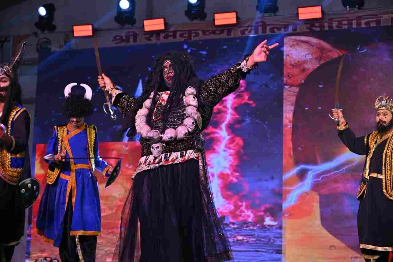 मातृ-शक्ति दिवस पर महिलाओं का सम्मान, ताड़िका वध के भव्य मंचन ने मोहा मन