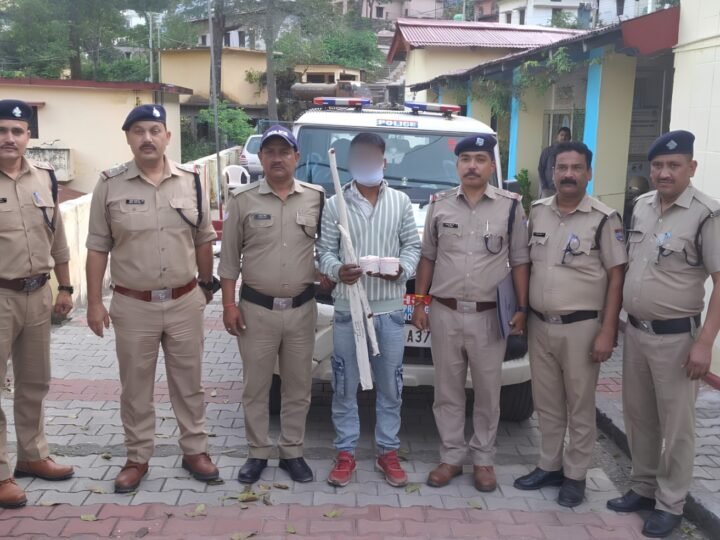 10 हजार रुपये के विवाद में साथी की हत्या, कर्णप्रयाग पुलिस ने 24 घंटे के भीतर आरोपी को दबोचा