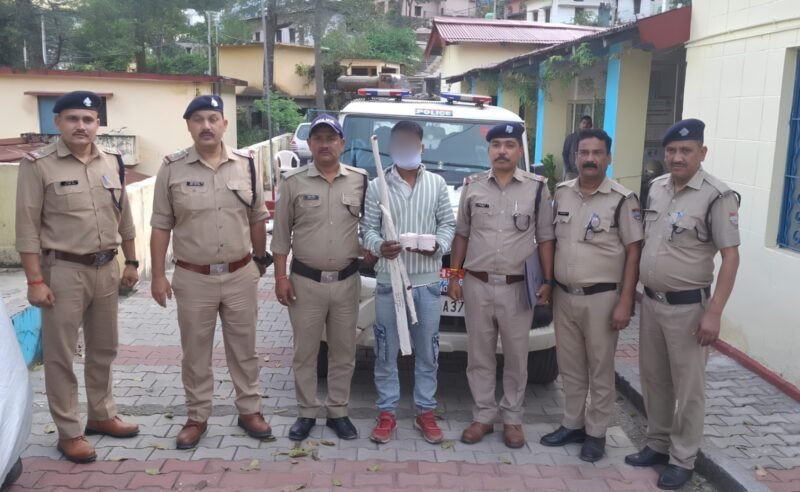 10 हजार रुपये के विवाद में साथी की हत्या, कर्णप्रयाग पुलिस ने 24 घंटे के भीतर आरोपी को दबोचा