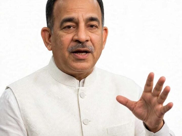 छोटे दुकानदारों पर बुलडोजर चलाने का विरोध, राहत नीति बनाए सरकार: संजय छेत्री